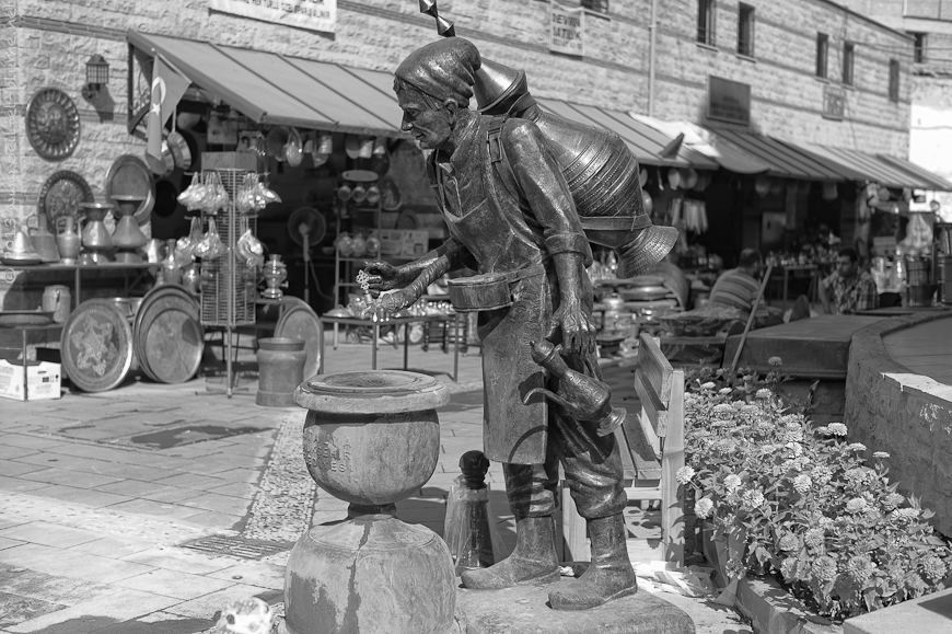 27 Street life 2013