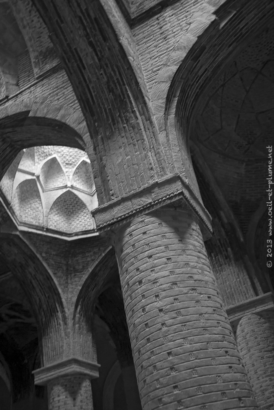 28 Isfahan 2013